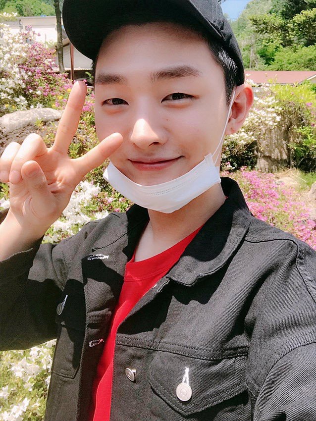  [윤지성] #프롬밥친. 2019. 5. 14.