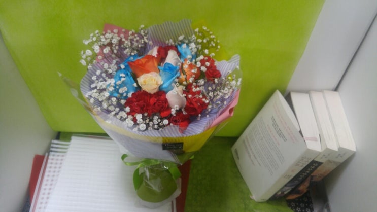  로즈데이꽃다발 카네이션꽃바구니꽃다발코사지 생방송투데이방영꽃집 삼선동꽃집 로드로즈 한성대꽃집 로드로즈 02)766~7220)