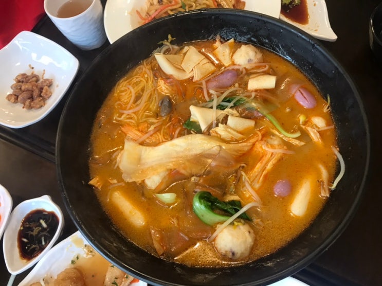  말라말라 요즘 신생 인기메뉴 마라탕집 새로 오픈해서 방문했어요