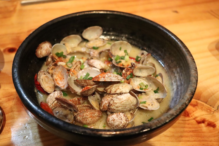  강남역 이자카야 :: 강남역 조용한 술집 추천! 안주 존맛탱 모로미쿠시에서 사케 한 잔?