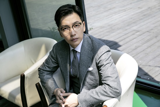  씨네타운 이동휘x유선 , 스승의날 기념 블링블링 포장의달인