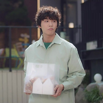  으라차차  와이키키 시즌2 신현수 패션 애드호크 셔츠