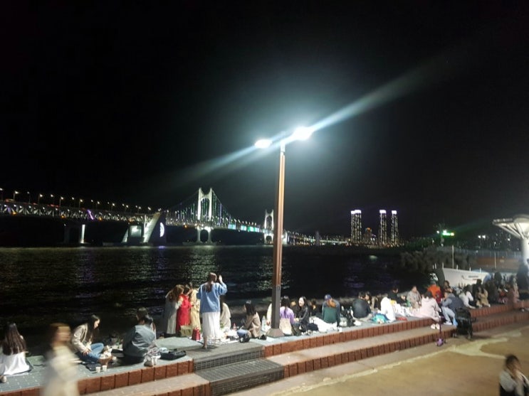  부산 먹거리 몇군데 여행 중에 추천 장소