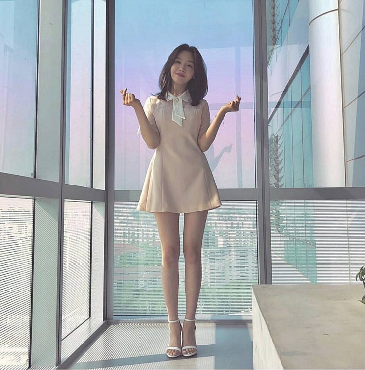  절대그이 방민아 패션 - 인스타그램, 제작발표회 - 제이제이지고트