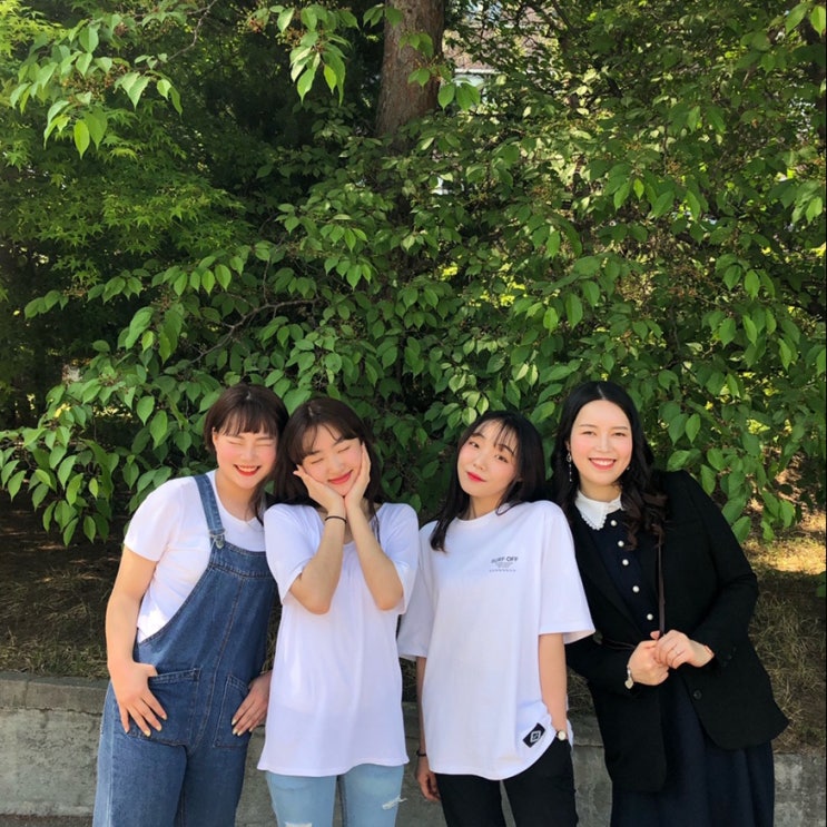  오월은 푸르구나