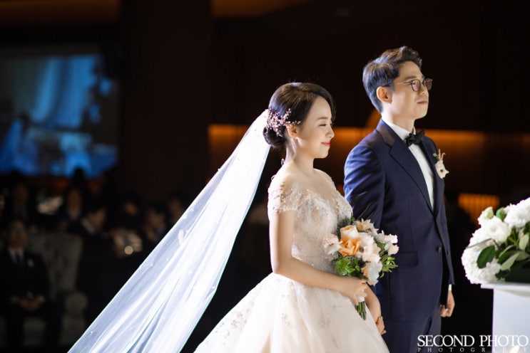  [세컨드포토] 그랜드힐컨벤션에서의 웨딩, 본식 스냅 보여드릴게요!