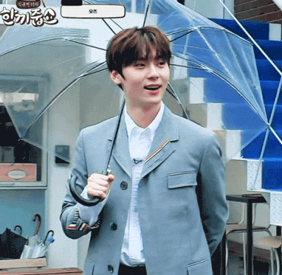  [ 뉴이스트 황민현 예능 움짤모음 ] 190515 한끼줍쇼 - 매너의 끝을 보여준 황제.