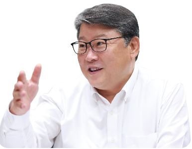  조원진 의원, 강제철거 시도하면 광화문 광장에 박원순 단두대 설치할 것