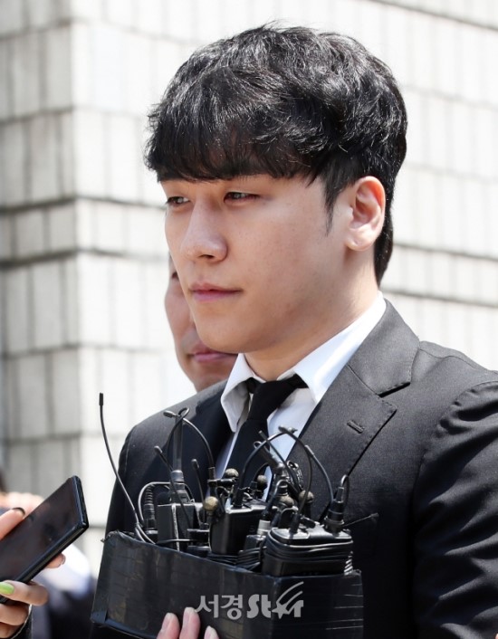  '승리가 승리했네?' 버닝썬 사태 경찰유착 결론에 네티즌 불만 폭주