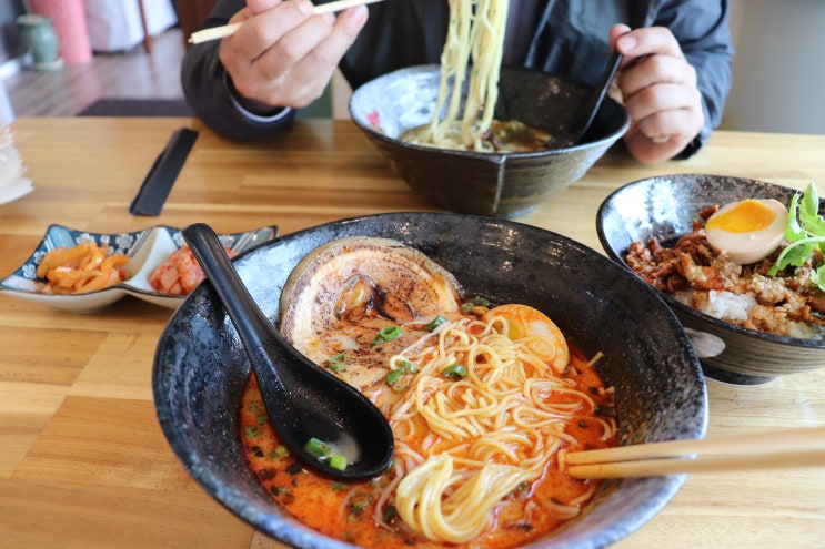 흑마농라멘과 돈코츠라멘 산방산맛집 체면