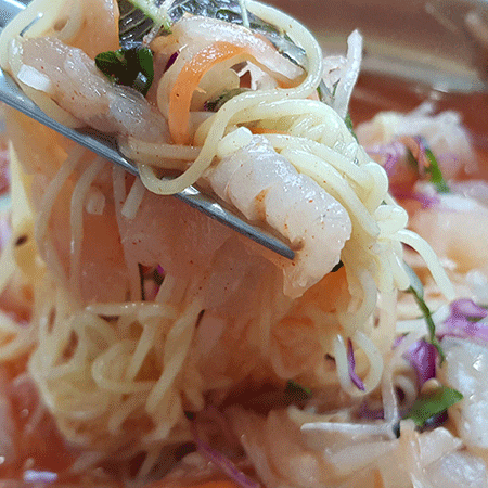  통영 동피랑마을 맛집 매운탕과 멍게비빔밥의 절묘한 조합!
