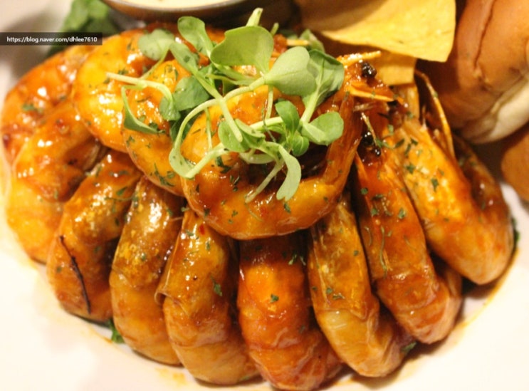  홍대입구역 맛집 진짜는달랐따! '새우왕알베르토'