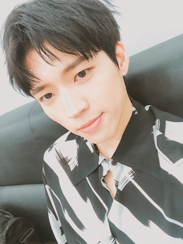  [우현] 190515 쇼챔피언 인피니트 우현 Rain + Hold On  Me + 3행시 인터뷰