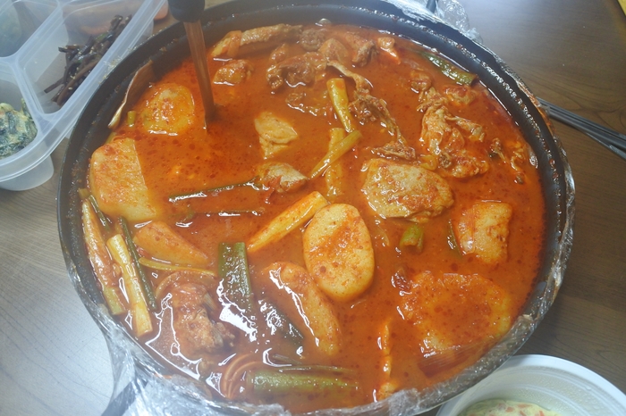  서산 한식 맛집 밥마니  푸짐한 닭볶음탕을 배달로도 즐겨요!