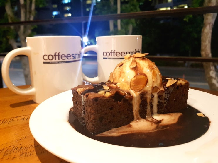 잠실 날씨 좋은날 야외 테라스 카페 커피스미스<CoffeeSmith>
