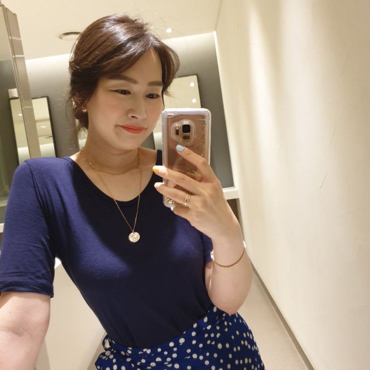  베이비송:::트루락주문하신분들 이벤트 선물은 입생로랑 현아 틴트입니다 :) + 이벤트 선물에 대한 짧은 수다.