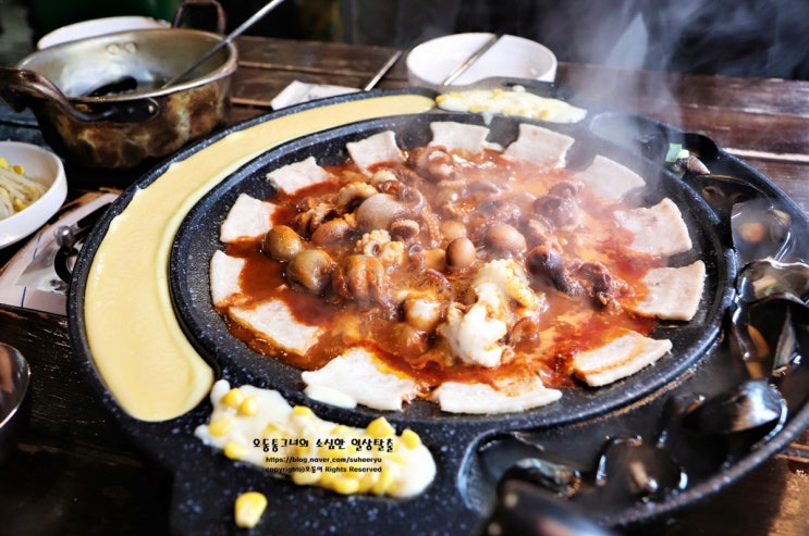  신촌 맛집 매콤 쭈꾸미블루스 계속 끌려