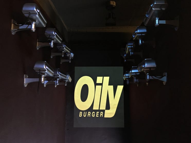  교동 수제버거 전문점, 오일리버거(Oily Burger) 본점