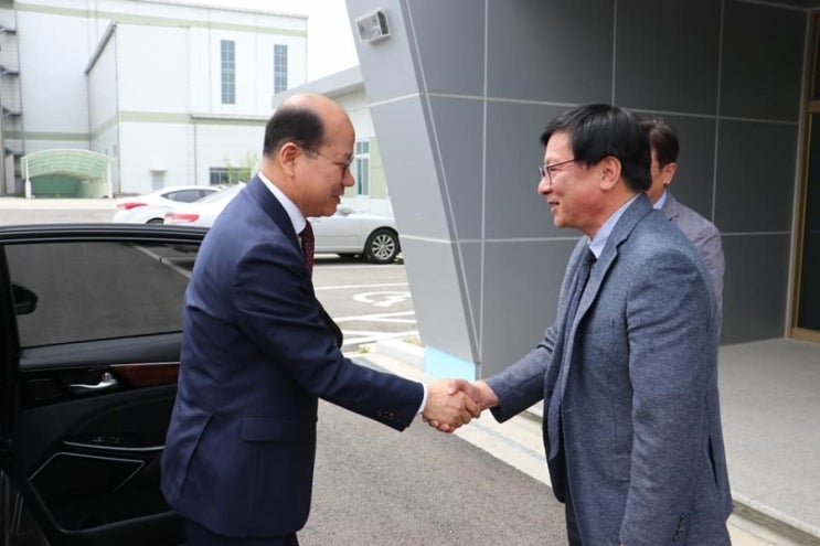  5월 17일, 국방과학연구소(ADD) 항공시험장 방문