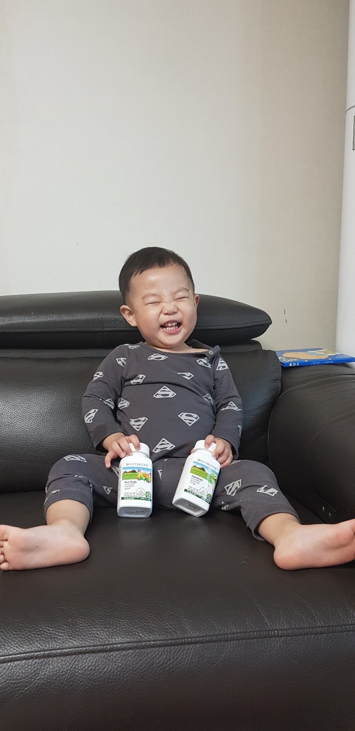 암웨이 뉴트리키즈 영양제 추천해요.