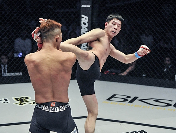  [굽네몰 ROAD FC 053 제주] 박형근, ‘싹수없다’는 양지호에게 회초리 들지 못했다
