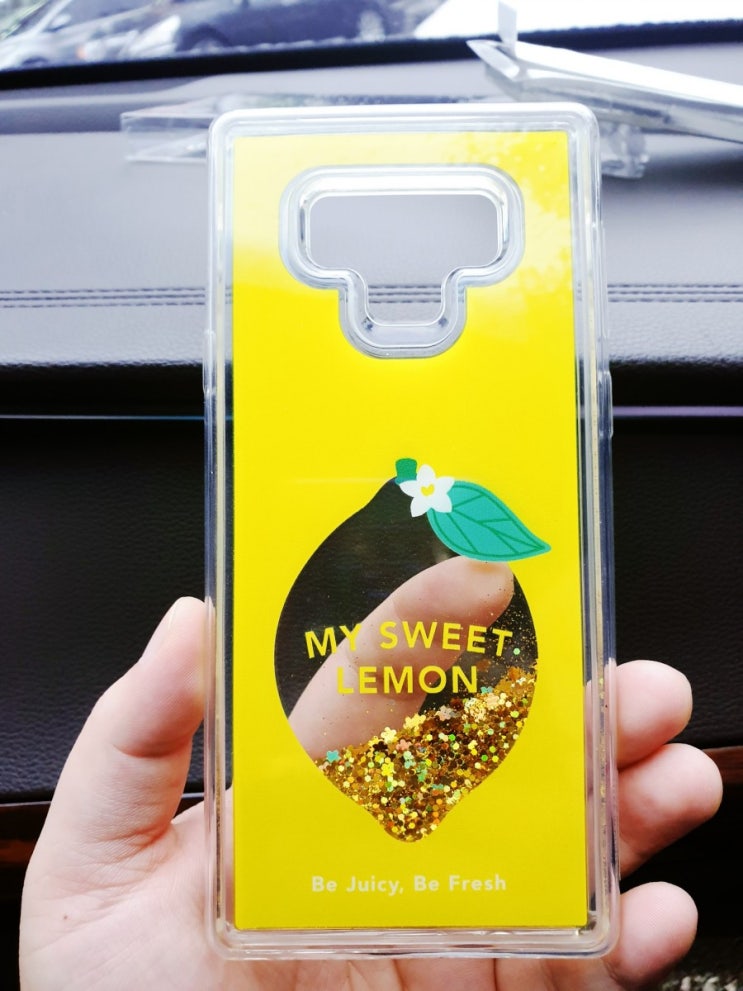  다이소!레몬톡톡글리터폰케이스
