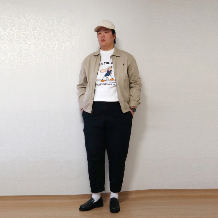  아메카지 아웃스탠딩 반팔티, 폴로 블루종, 돌핀 시계, 챔피온 볼캡, 유니클로 이지앵클팬츠, 탄포포 양말, 슈펜x로스트가든 로퍼