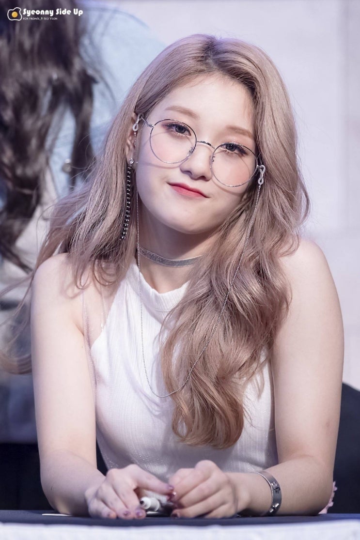  퍼스널컬러 프로미스나인-이서연