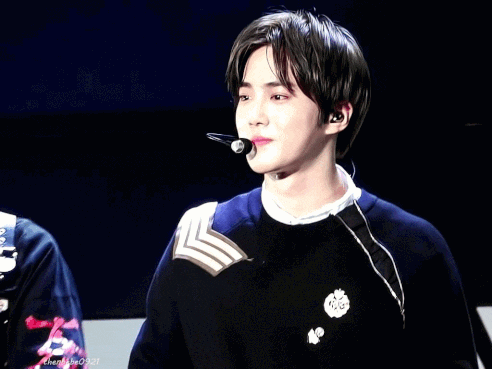  키라키라 리더 토끼완댜 엑소 수호 김준면 생일을 진심으로 축하합니다 '^' 