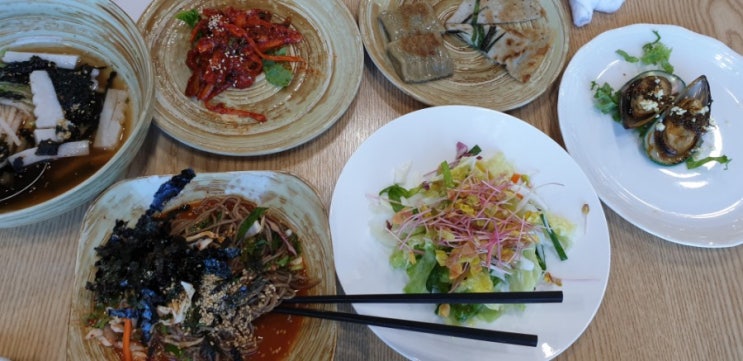  죽백면옥 메밀정식 사람들이 많은 이유를 알겠어요