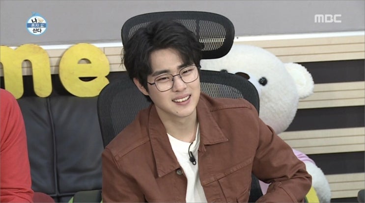  나혼자산다 조병규 안경은 스틸러 블링커 :)