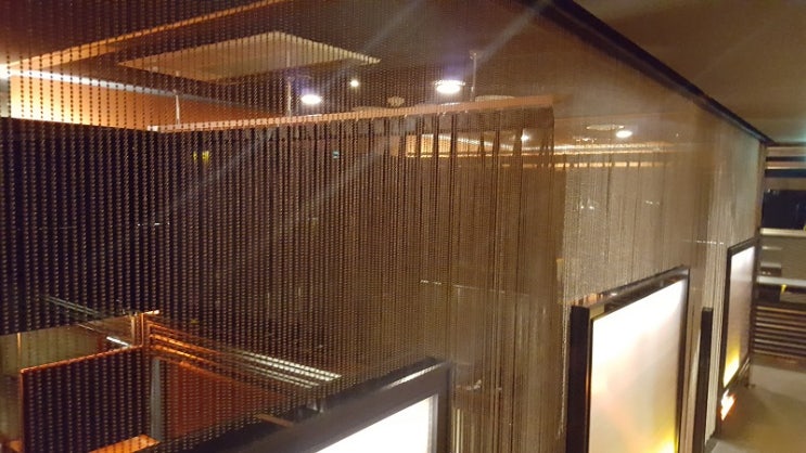  강남 논현동 청담동 바(bar) 실 커튼 메탈 커튼 체인 커튼 작업 현장