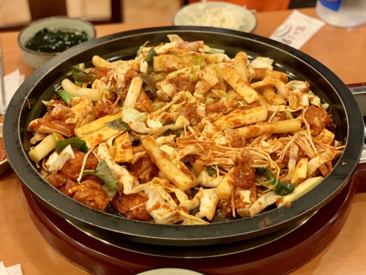  닭으로가 압구정본점_압구정로데오맛집_압구정 닭갈비, 다이어트 언제까지 하실거에요....