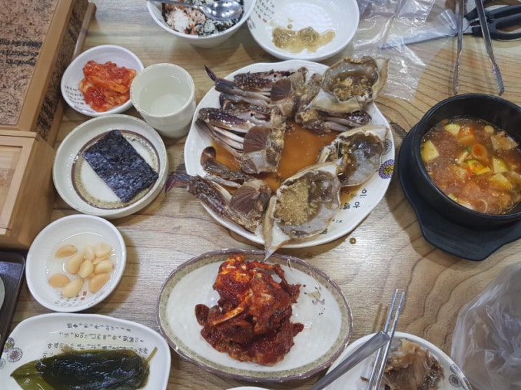  광흥창역에서 간장게장무한리필 먹고왔어욤 한달은 안먹어도될듯!