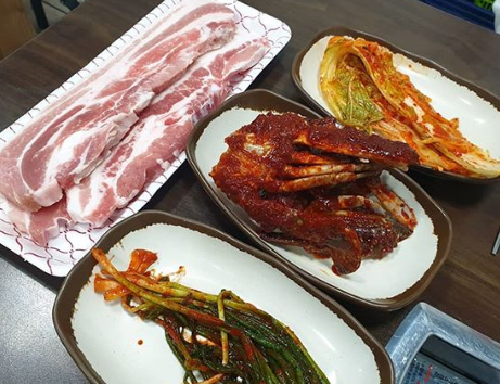  2tv생생정보 12,000원 삼겹살 양념게장 무한리필 부귀 삼겹살돼지갈비 무한리필