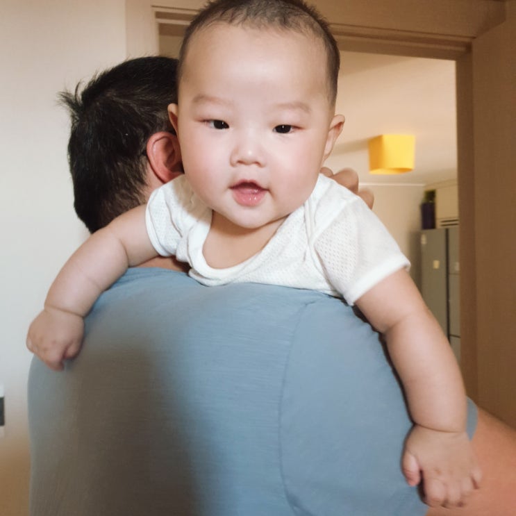  D+133) 생후 4개월 하루 뭐하고 놀까? (아기발달, 분유량, 수면시간)