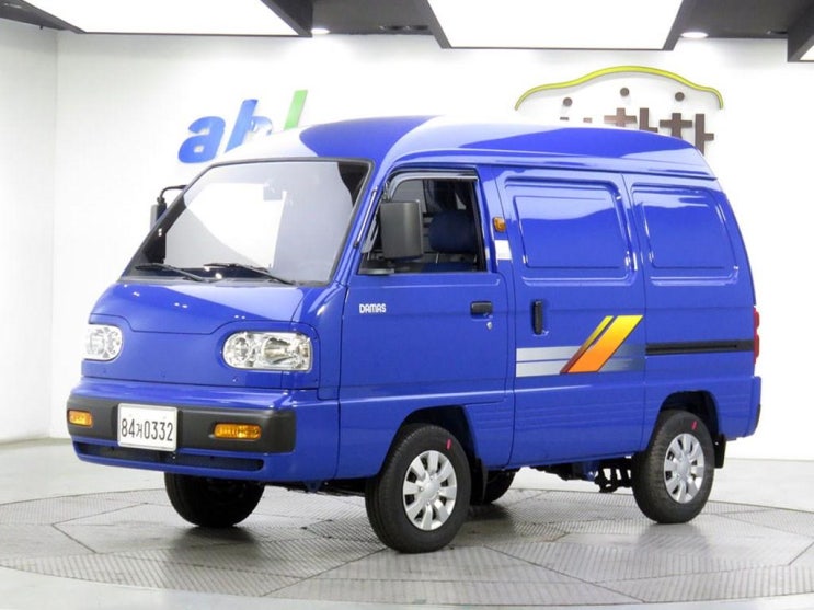  대우 뉴 다마스 2인승 판넬밴 / 2019년식 / 78km / 수동 / LPG / 982686116