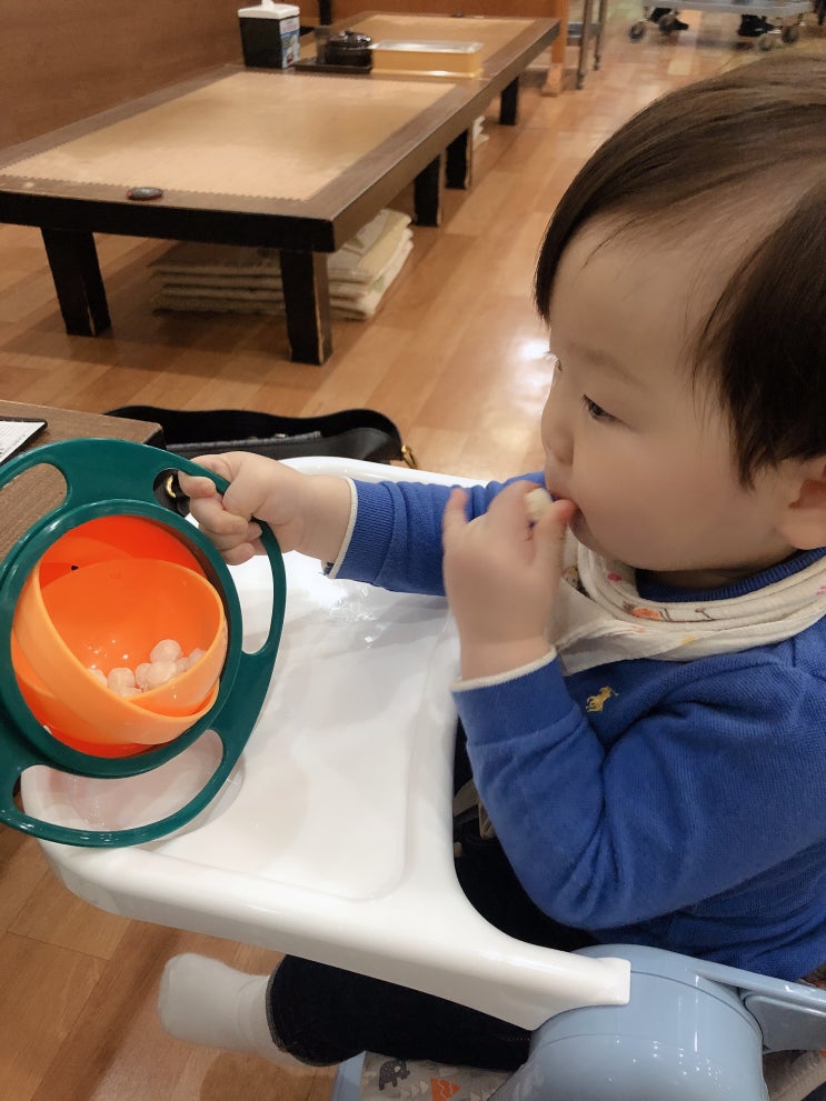  독박육아키즈볼 아기과자그릇 나도 사봄.