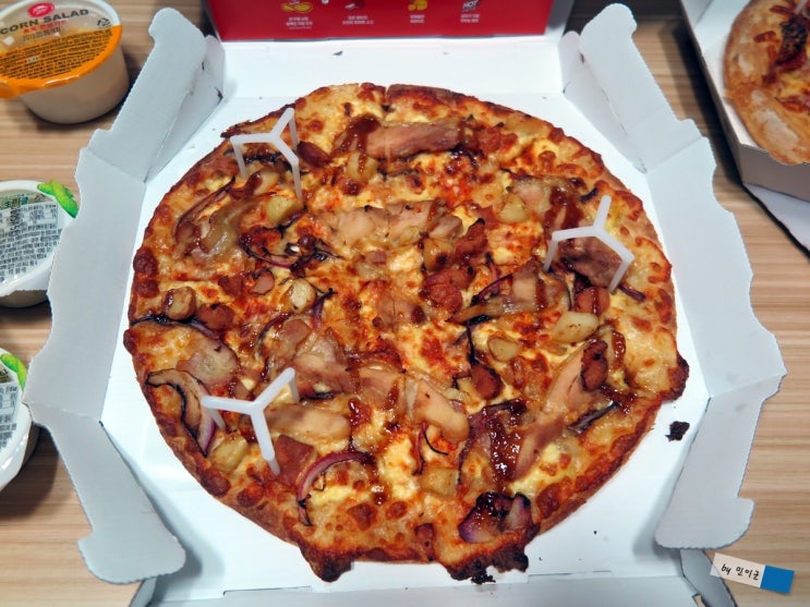 피자헛 신제품 - 가성비 피자 추천 메가크런치 갓치킨