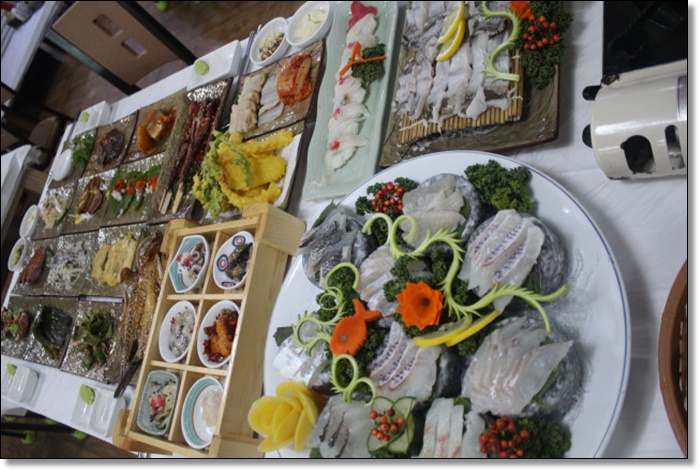  여수 이순신광장 맛집 어랑횟집에서 식사 한번 제대로 해야죠!