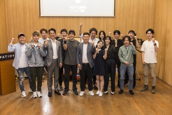 영화 히트맨 크랭크인! 영화 히트맨 권상우X정준호X이이경X황우슬혜X이지원 / 영화 히트맨 코미디 액션 영화 히트맨 크랭크인! 영화 히트맨 권상우X정준호X이이경X황우슬혜X이지원 / 영화 히트맨 코미디 액션