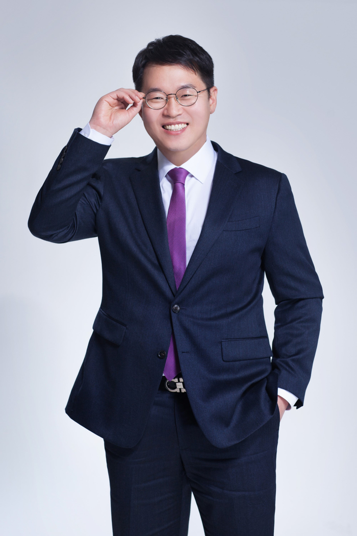  상속전문변호사 이우리 변호사 입니다!
