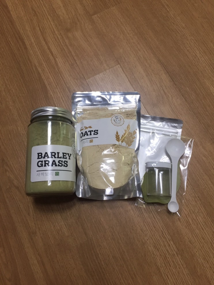  새싹보리분말과 귀리가루! 맛있는 한끼 식사