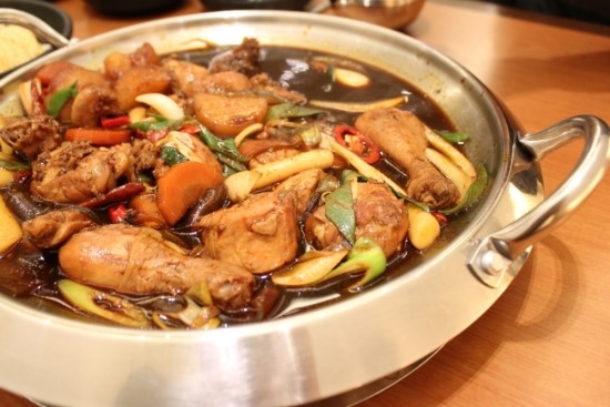  동대문맛집은~ 흥부찜닭이 최고에요~~!!