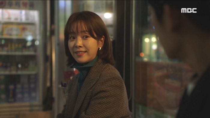  첫눈에 반한 여자가 "친구로 지내자"며 선 긋자 더 '달달'하게 다가가는 정해인(영상) / 대전성인남녀 이색데이트 아이템 샵 러브토이