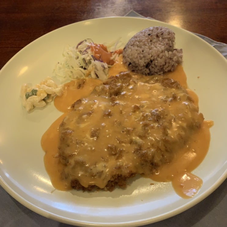  경북 성주 맛집-영화 택시운전사 촬영지 허리케인레스토랑