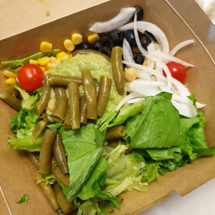 센텀샐러드 #샐러디 웜볼: 다이어터 점심메뉴
