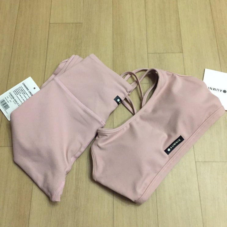  [옴니요가] LIBERTY BRA /  CHAKRA ANKLE CROPS