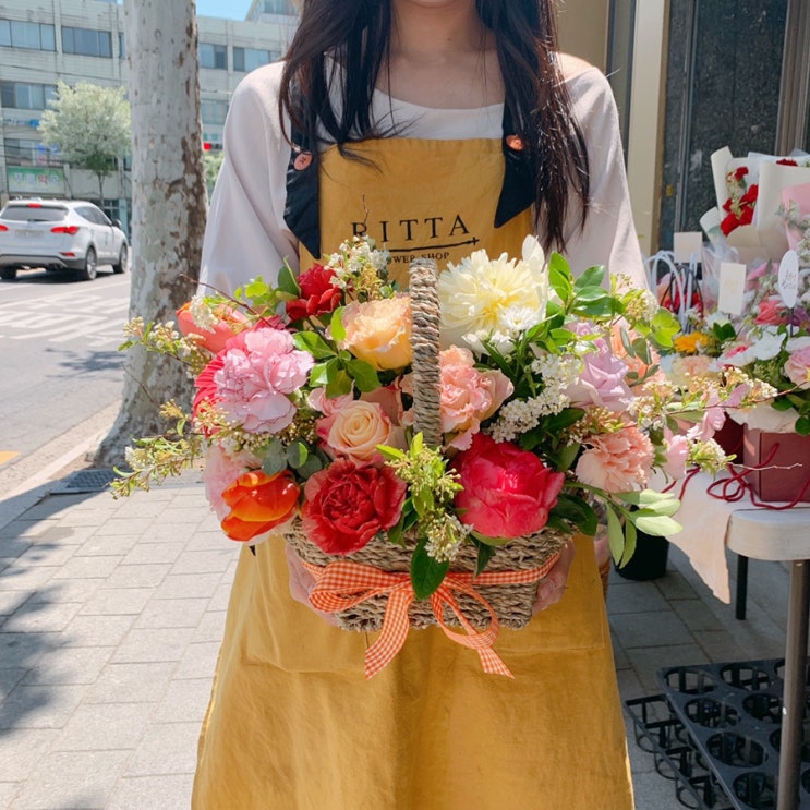  서대문구 연희동꽃집 리따플라워 >  칠순축하 꽃바구니 , 부모님꽃바구니 기분좋은 꽃선물은 리따플라워에서 만나요! <서울꽃집추천 , 서울꽃배달 >