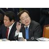 韓美정상 통화내용, 강효상 의원에게 외교부 직원이 유출 韓美정상 통화내용, 강효상 의원에게 외교부 직원이 유출